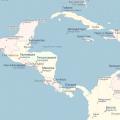 सेंट मार्टेन का असाधारण द्वीप और सेंट मार्टेन के कैरेबियाई द्वीप में महो समुद्र तट यूक्रेनी लड़कियां