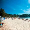 Phuket összes strandja és a sziget legjobb strandjai - személyes tapasztalatból származó leírás